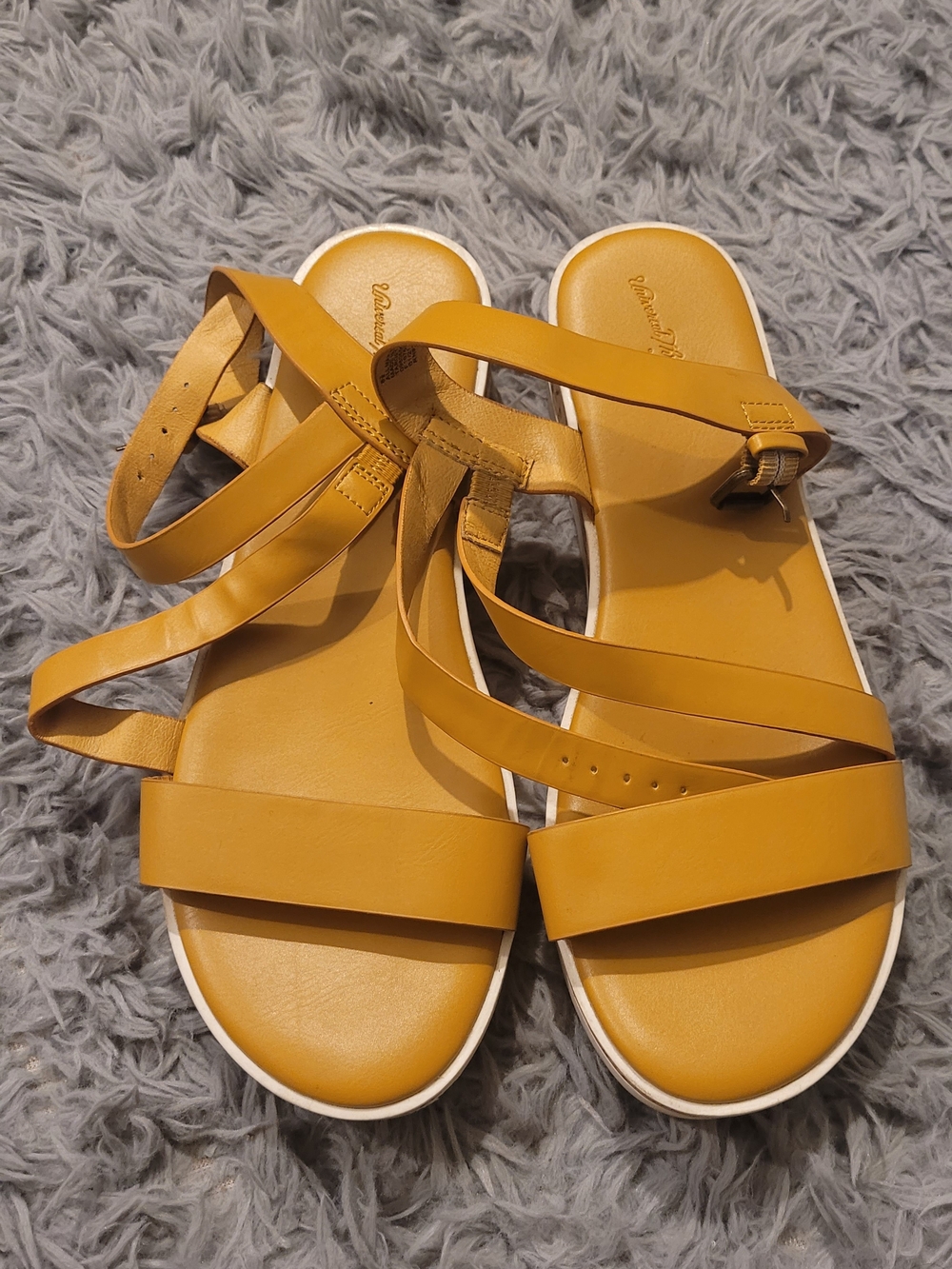 Women’s Strappy Flatform Sandals in Mustard Yellow